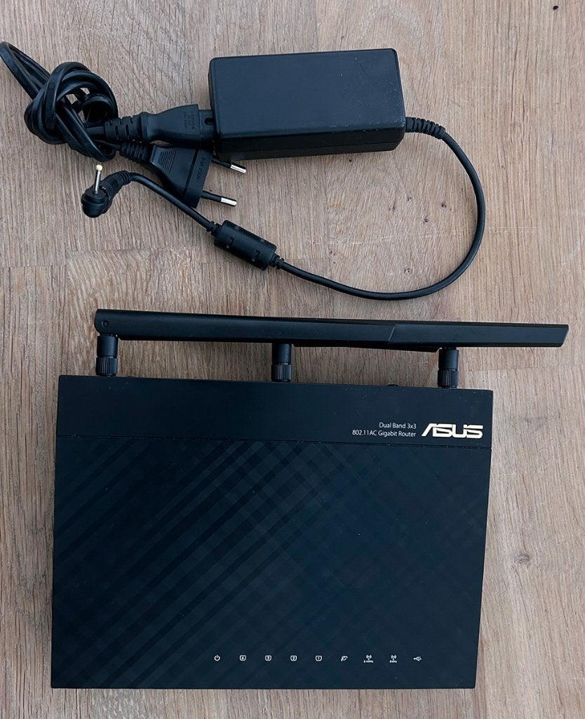 Asus RT-AC66U, Computers en Software, Routers en Modems, Ophalen of Verzenden, Gebruikt, Router, Asus