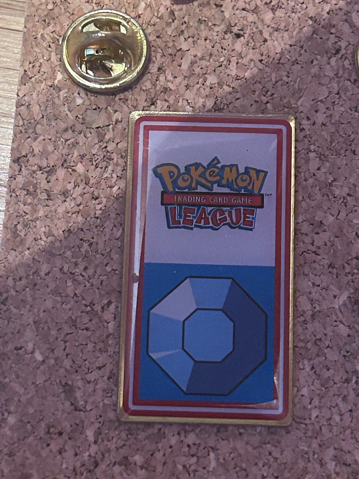 Pokémon Trading Card Game League Pin, Verzamelen, Ophalen of Verzenden, Zo goed als nieuw, Overige onderwerpen, Speldje of Pin