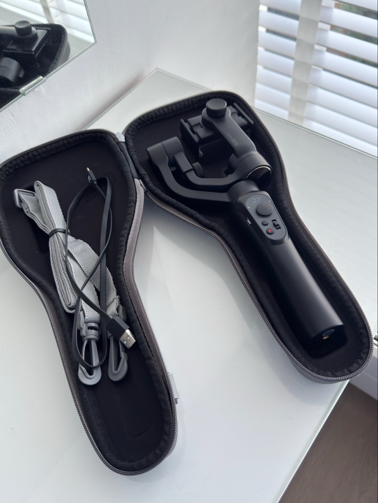 Zhiyun Smooth Q1 Gimbal voor Smartphone met Case, Zhiyun, Gimbal, Ophalen, Zo goed als nieuw