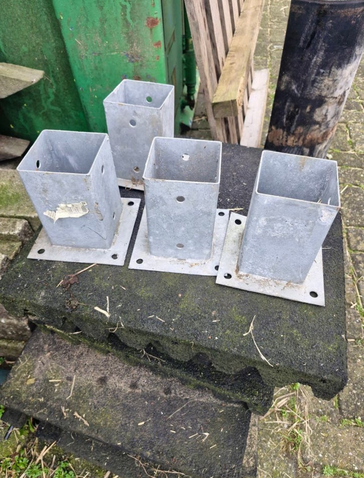 Paalhouders / paalsteunen 8x8 tot 9x9 voor pergola/schutting, Ophalen, Gebruikt, IJzer, Overige typen