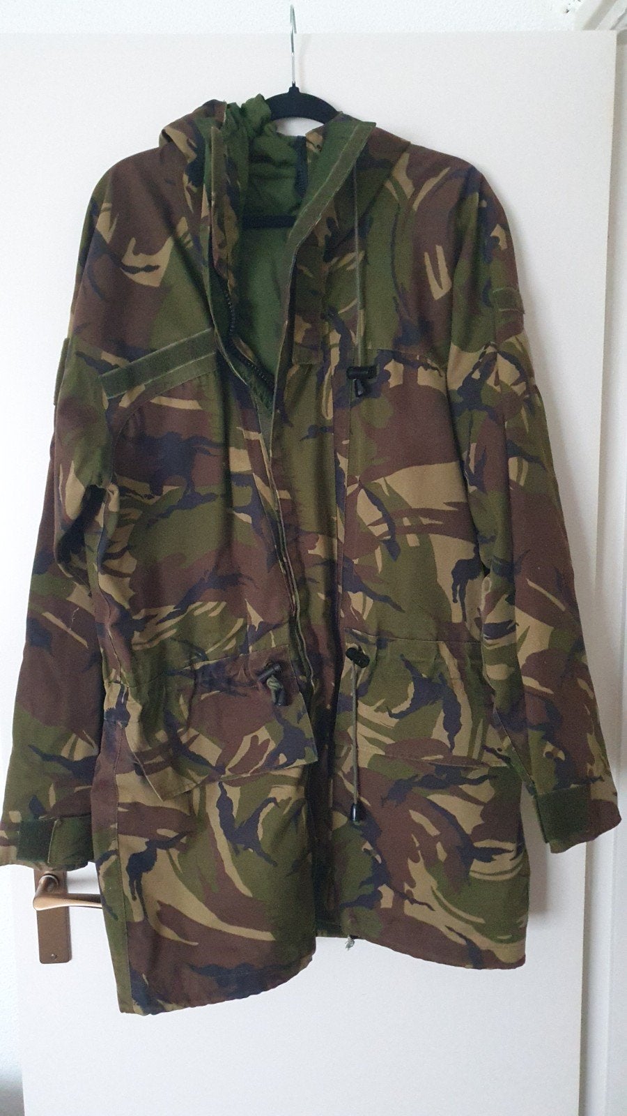 warme jas en pet maat L/XL, Ophalen of Verzenden, Landmacht, Nederland, Kleding of Schoenen