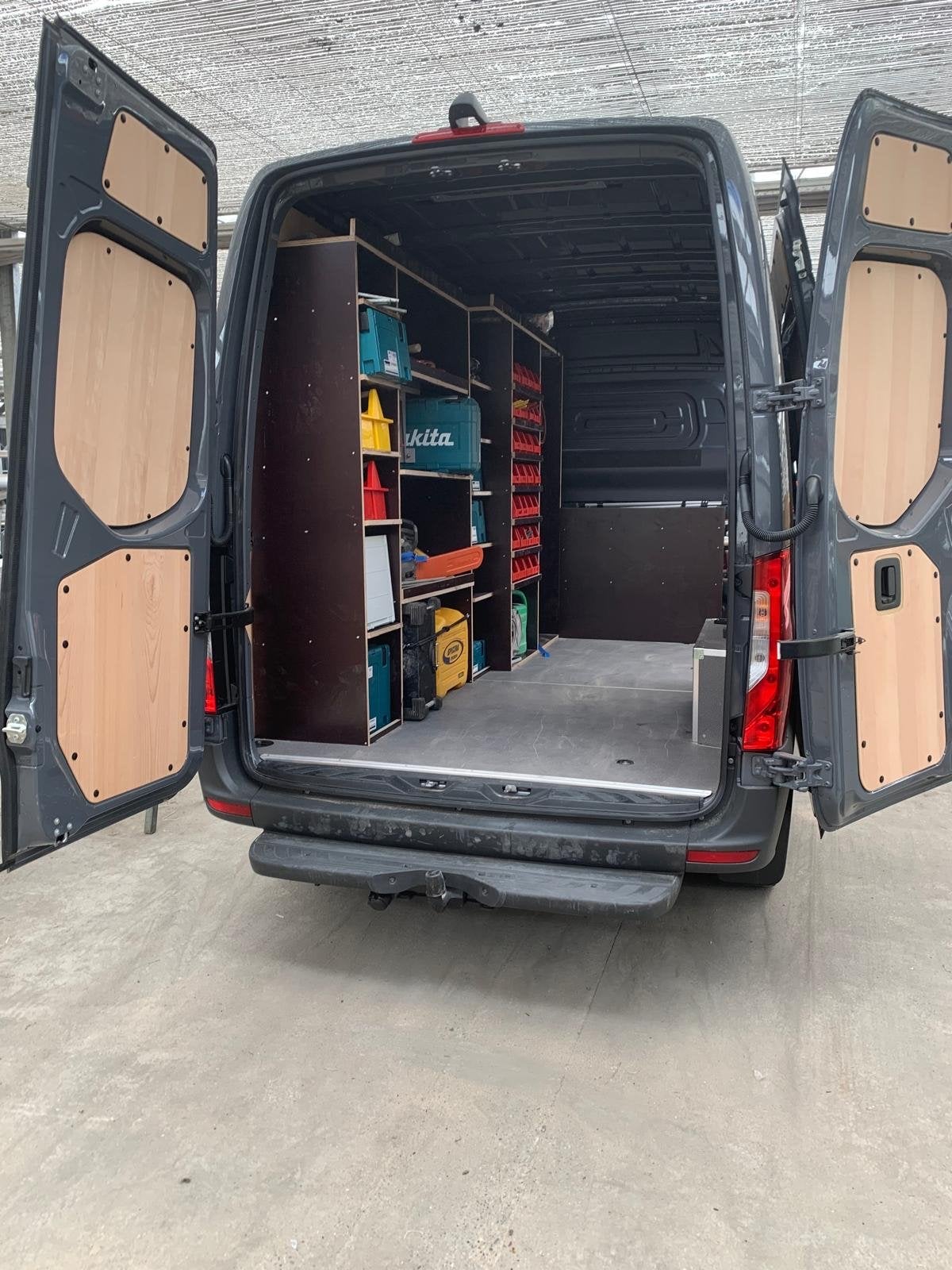 Inbouwkast voor Mercedes Sprinter - Op maat gemaakt, Ophalen
