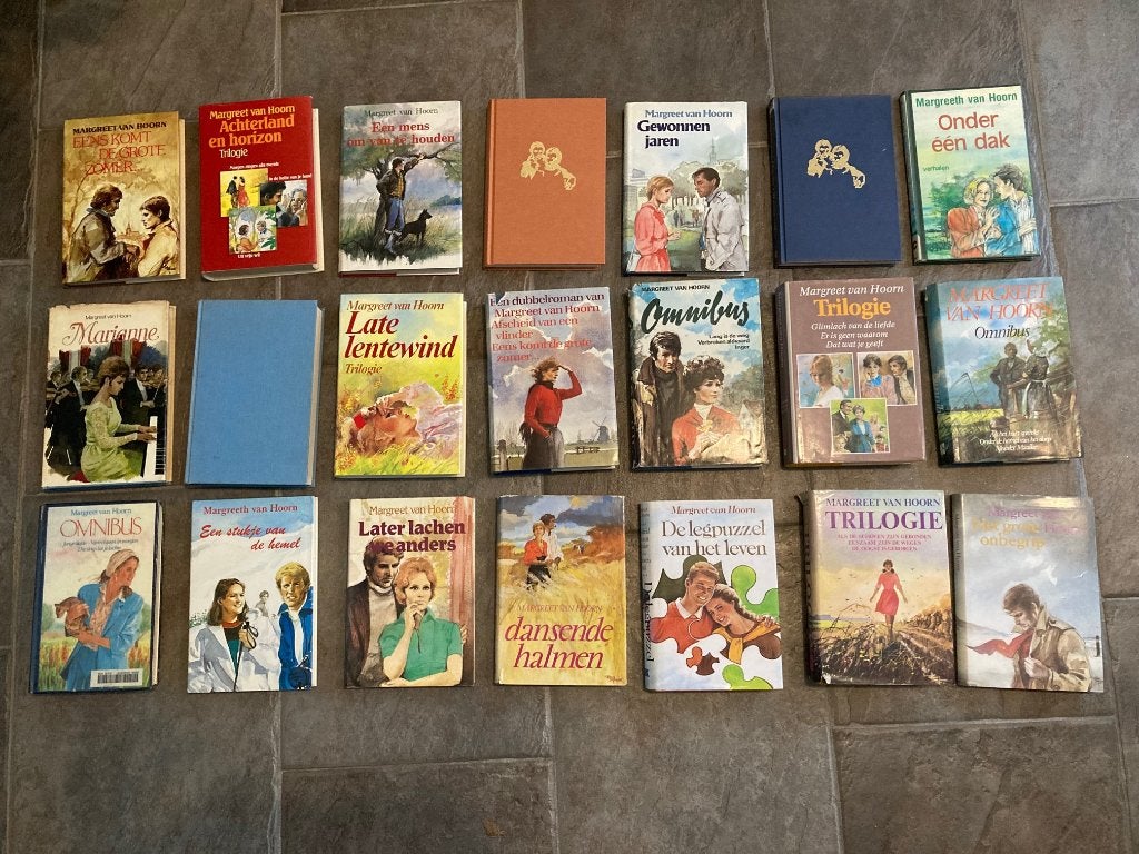 21 boeken van Margreet van Hoorn, Ophalen of Verzenden, Gelezen, Margreet van Hoorn