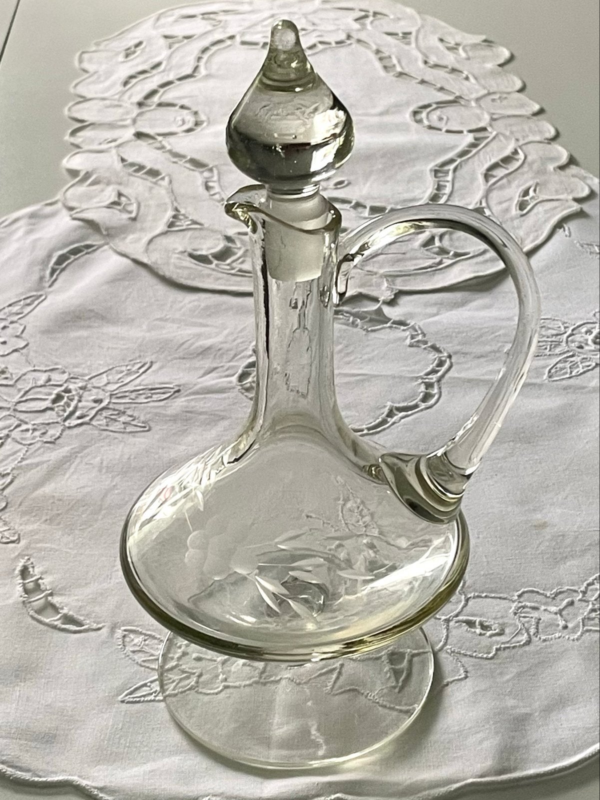 Vintage Glazen Karaf met Handvat en Stop - Gegraveerd, Ophalen of Verzenden
