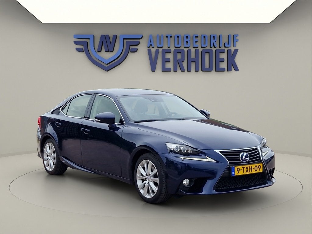 Lexus IS 300h Edition NL Auto - Goed onderhouden (bj 2014), Auto's, Lexus, Automaat, Gebruikt, Blauw, Leder en Stof