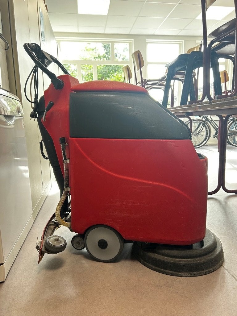 schrobzuigmachine, Ophalen, Gebruikt, Schrobmachine