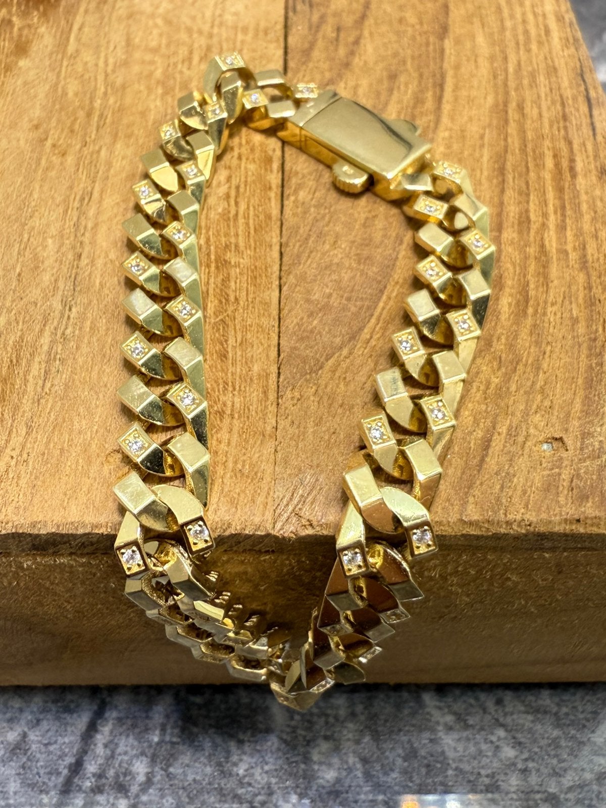 Prachtige 14 karaats gouden moderne cuban armband, Ophalen of Verzenden, Nieuw, Goud