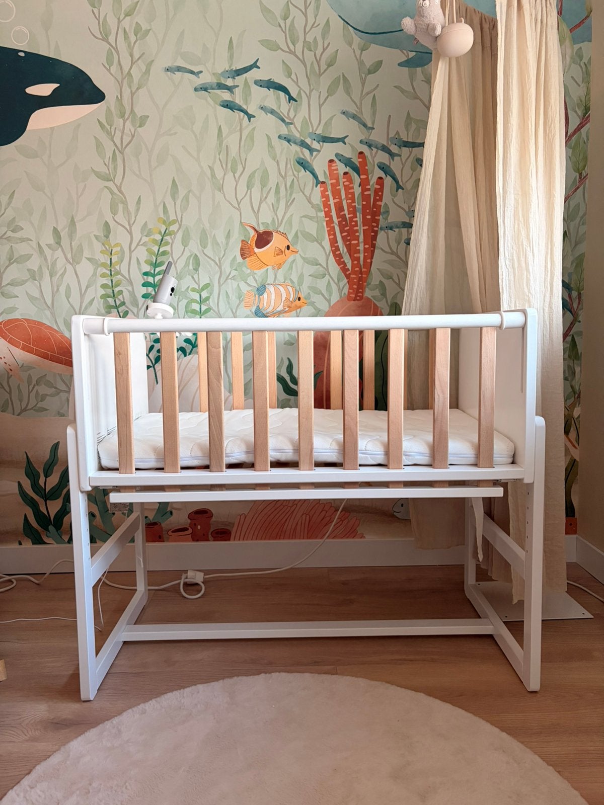 Petite Amelie co-sleeper/wieg, Ophalen, Zo goed als nieuw, Wieg