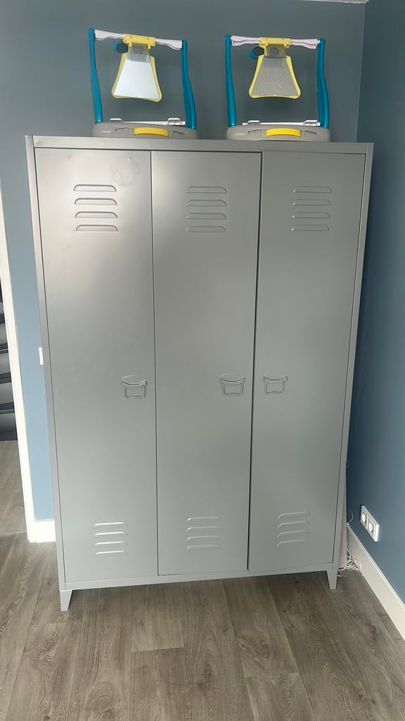 Locker kast, Ophalen, Gebruikt