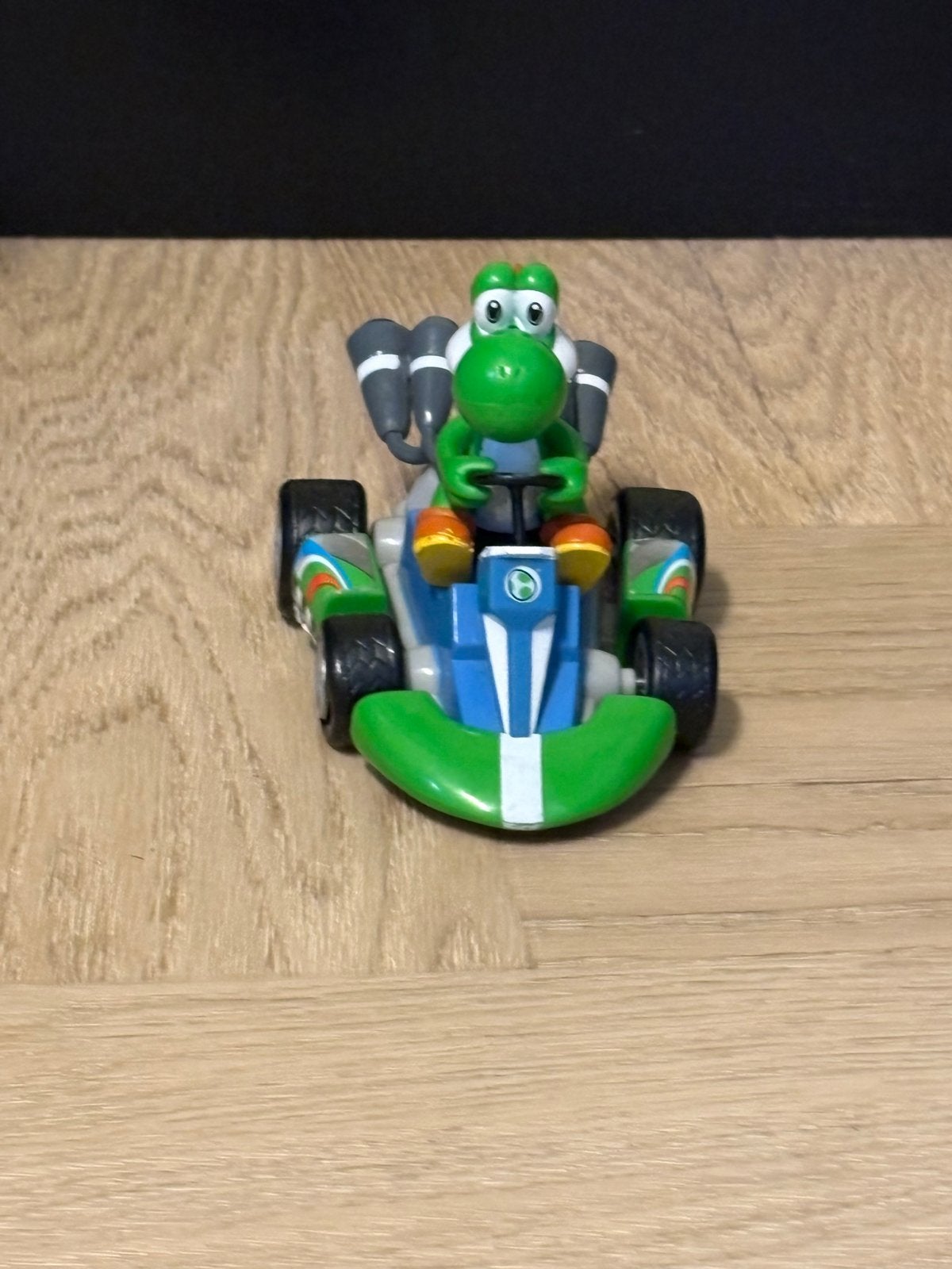 Yoshi op auto - Mario Kart speelgoed, Ophalen, Gebruikt