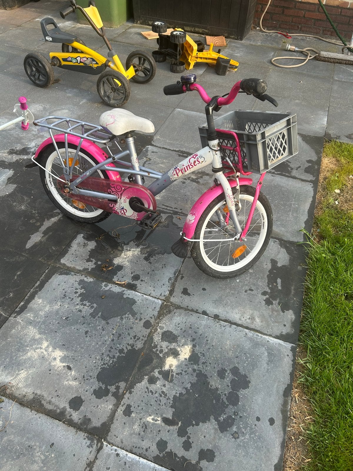 Loekie Prinses kinderfiets 16 inch, Ophalen, Gebruikt, Terugtraprem, 16 tot 20 inch