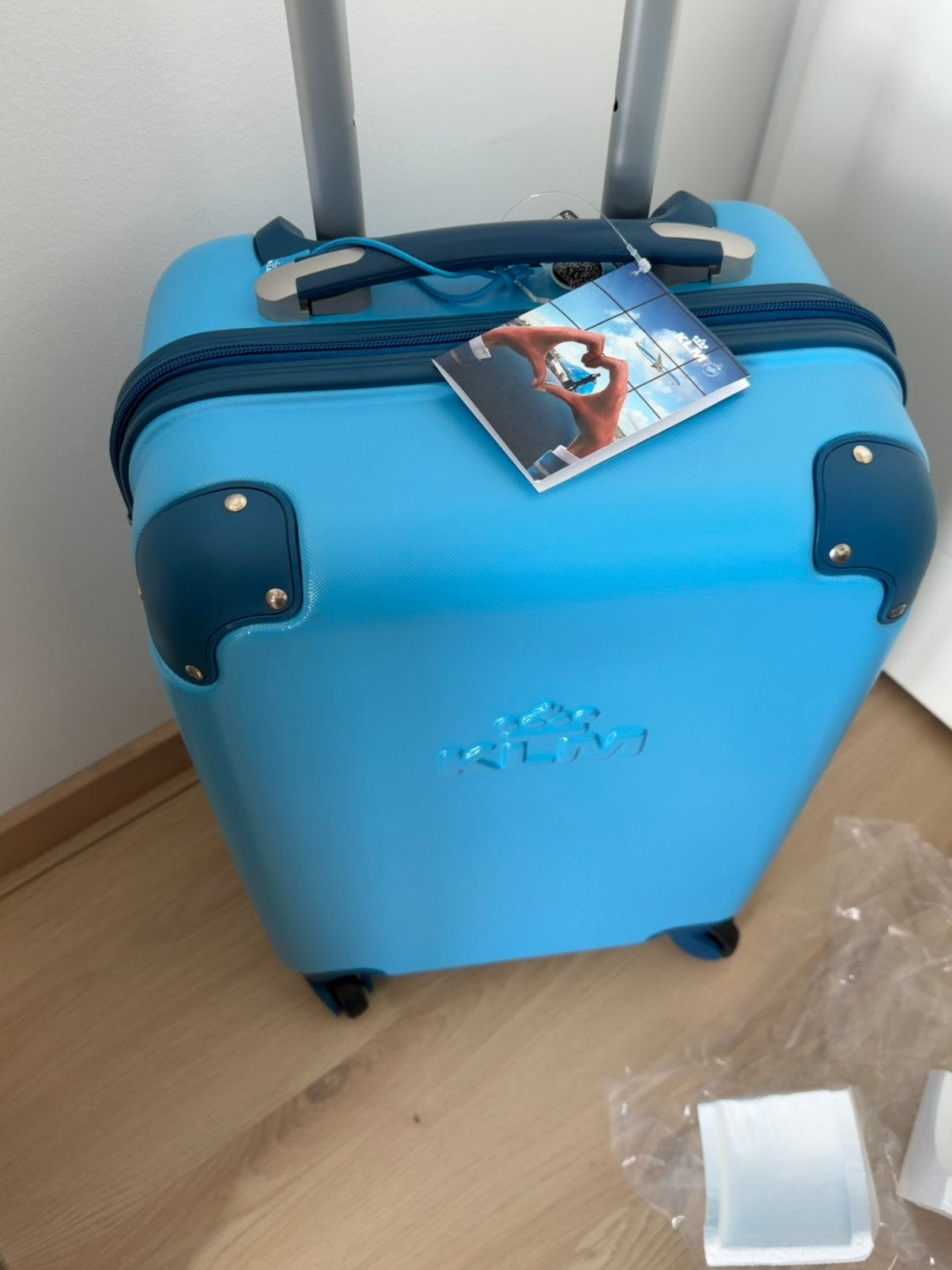 KLM handbagagekoffer nieuw, Wieltjes, 50 tot 60 cm, Hard kunststof, Nieuw