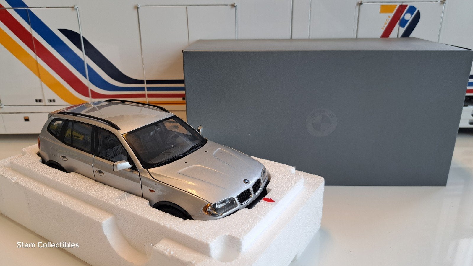 Kyosho BMW X3 3.0d Silver Metallic Dealer Edition, Kyosho, Auto, Ophalen of Verzenden, Zo goed als nieuw