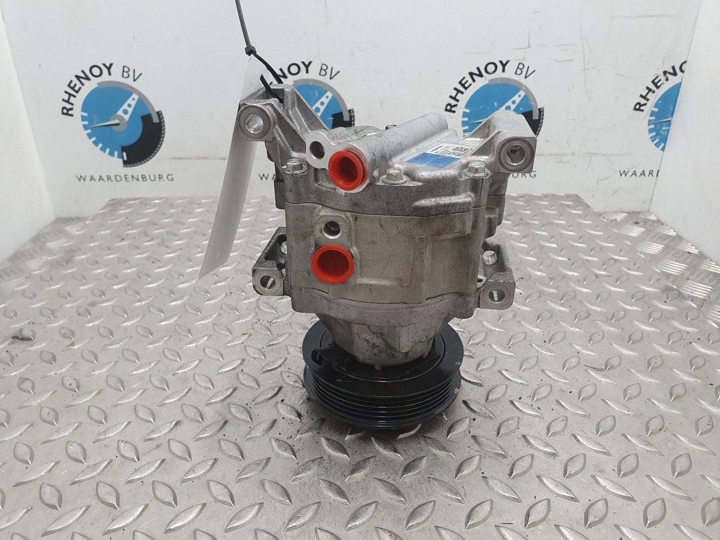 FIAT 500 1.0 Hybrid Red LOUNGE AIRCO COMPRESSOR / AIRCOPOMP, Ophalen of Verzenden, Gebruikt, Stiba lid
