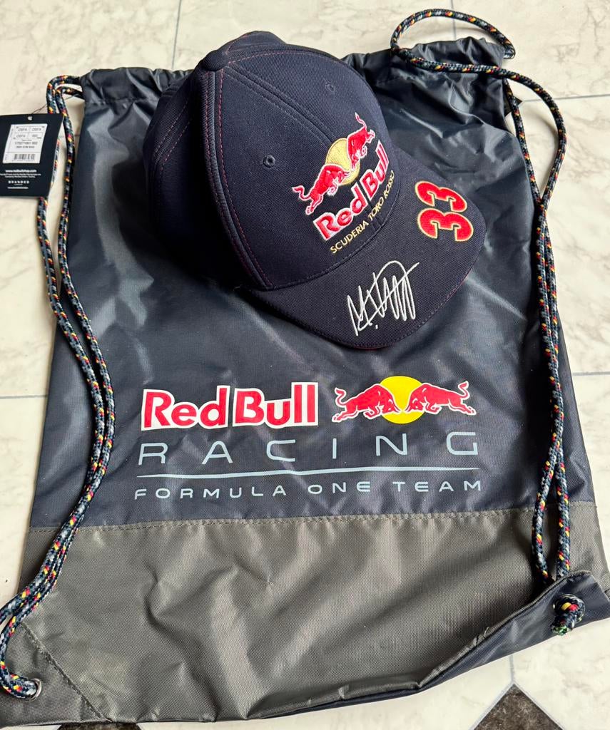 Redbull racing GYM bag + pet. Nieuw, Ophalen of Verzenden, Nieuw, One size fits all, Pet