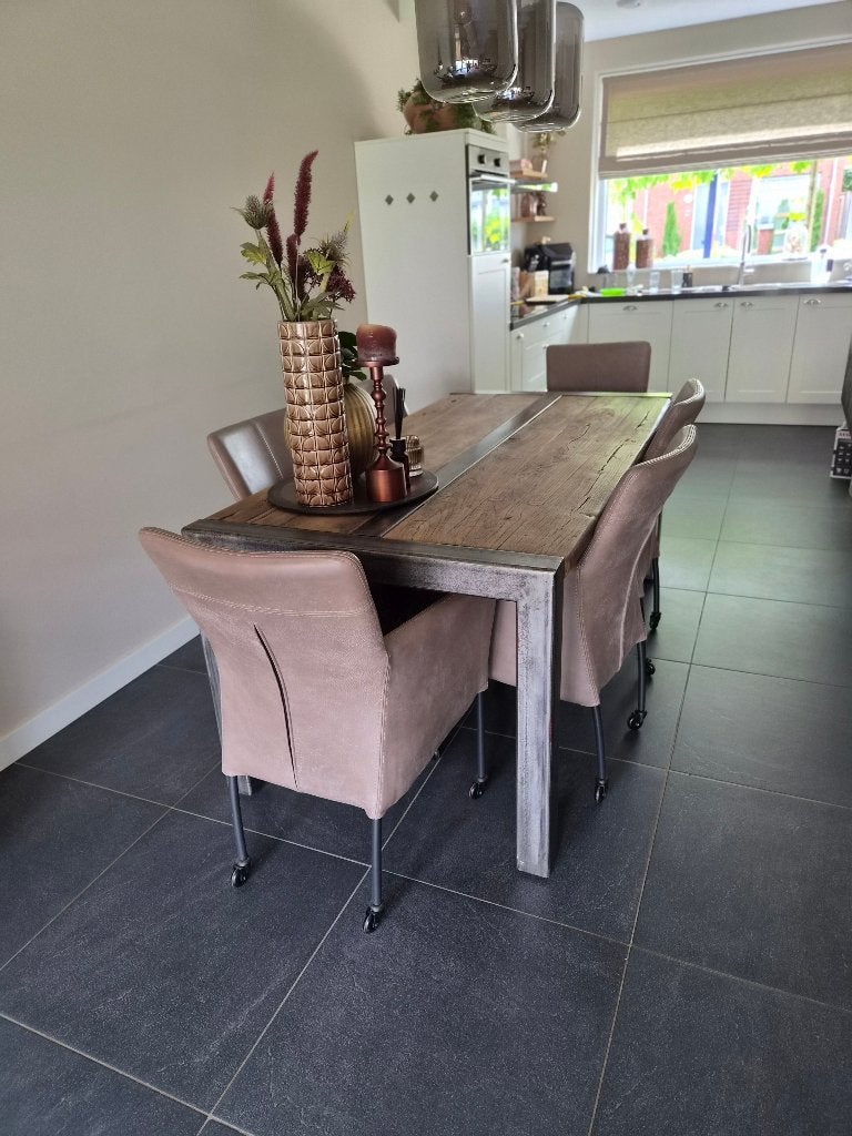 wegens verhuizing oen wij onze eethoek weg, Ophalen, Gebruikt, Modern robuust, 4 tot 6 stoelen