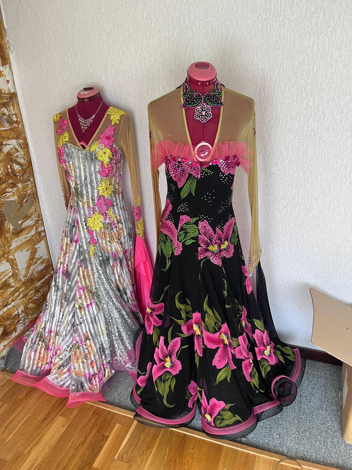 Dansjurk en Heren Danspak Ballroom - Maat 38/40, Ophalen, Gedragen, Maat 38/40 (M), Meerkleurig