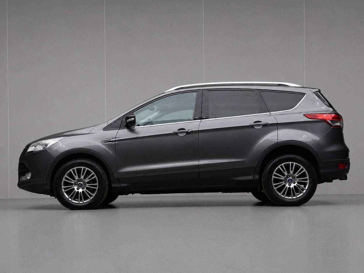 Ford Kuga 1.6 Titanium Plus 4WD Sport (PANORAMADAK,NAVI,CAME, Auto's, Gebruikt, 4 cilinders, Leder en Stof, Bedrijf