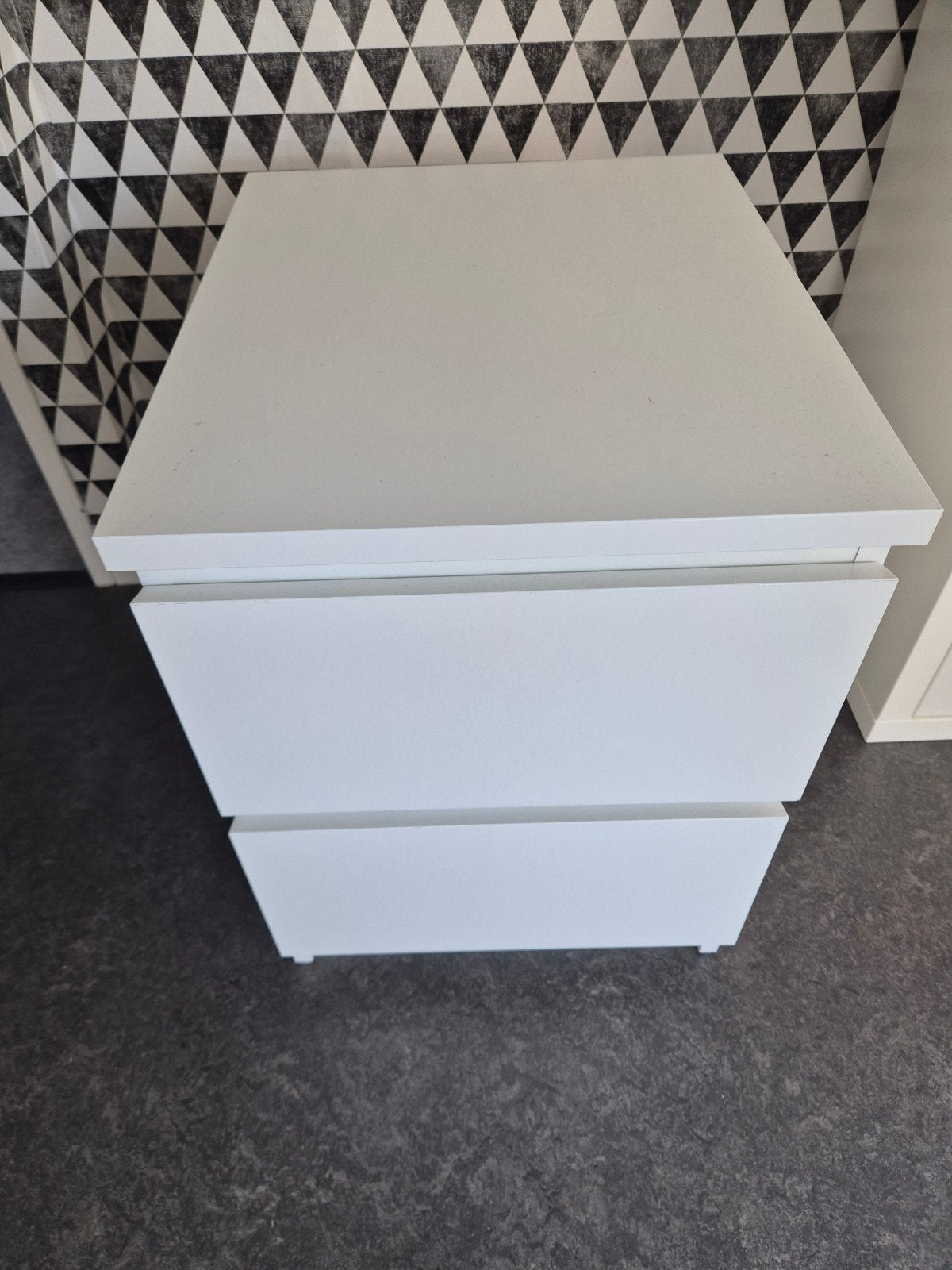 MALM
Ladekast 2 lades., Ophalen, Zo goed als nieuw, Minder dan 45 cm