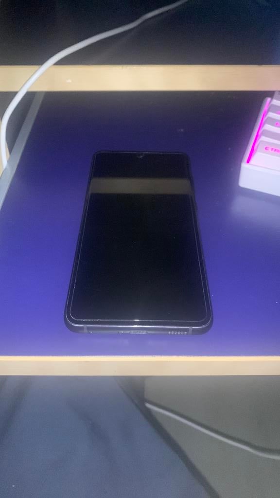 Samsung telefoon, Telecommunicatie, Mobiele telefoons | Samsung, Overige modellen, Zwart, Ophalen of Verzenden, Zo goed als nieuw