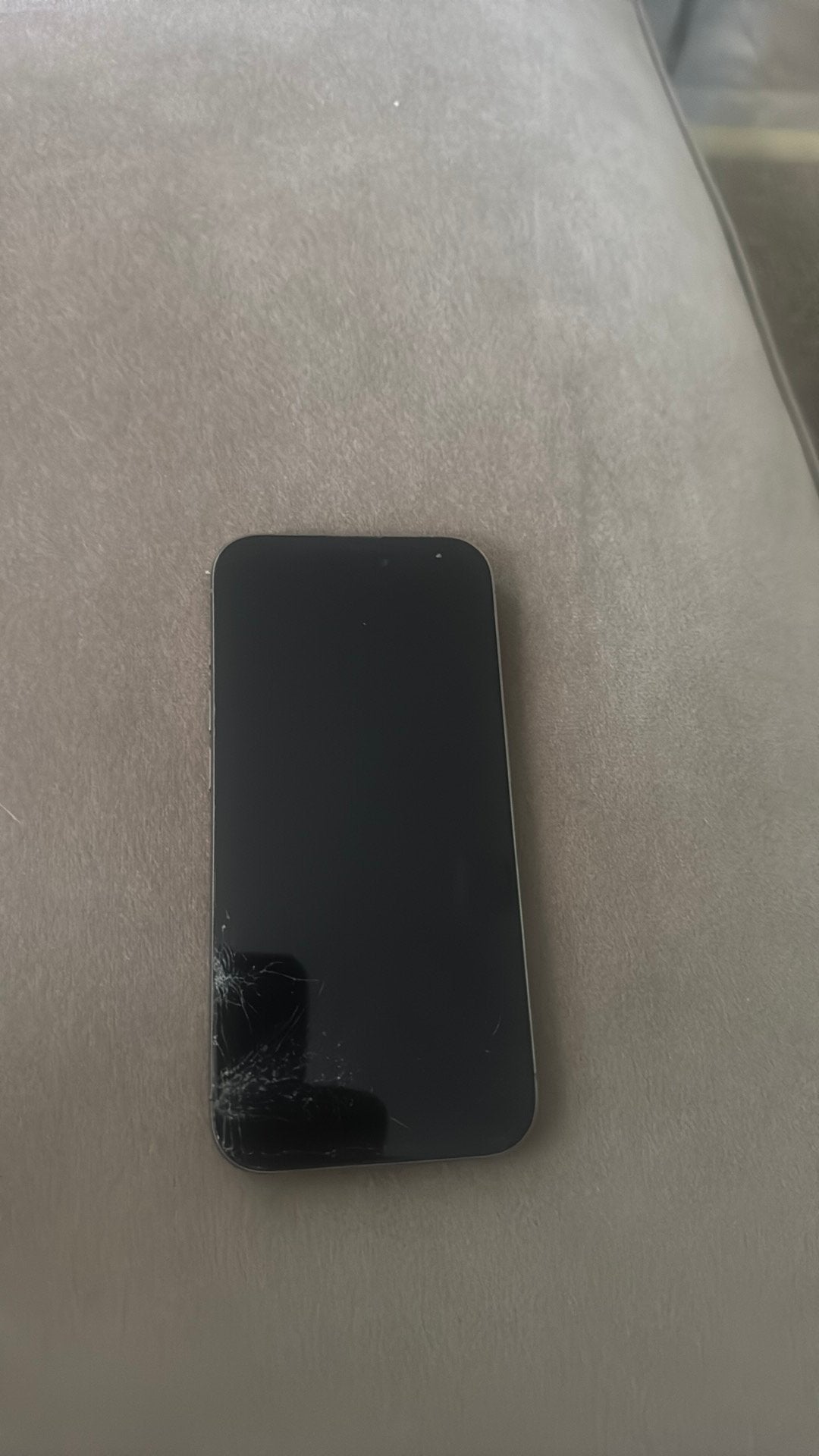Gezocht iphone 15 kapot, Galaxy S24, Zwart, Ophalen of Verzenden, Zo goed als nieuw
