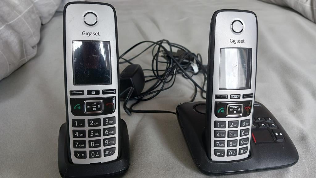 Gigaset draadloze telefoons met basisstation, Ophalen, Gebruikt, 2 handsets