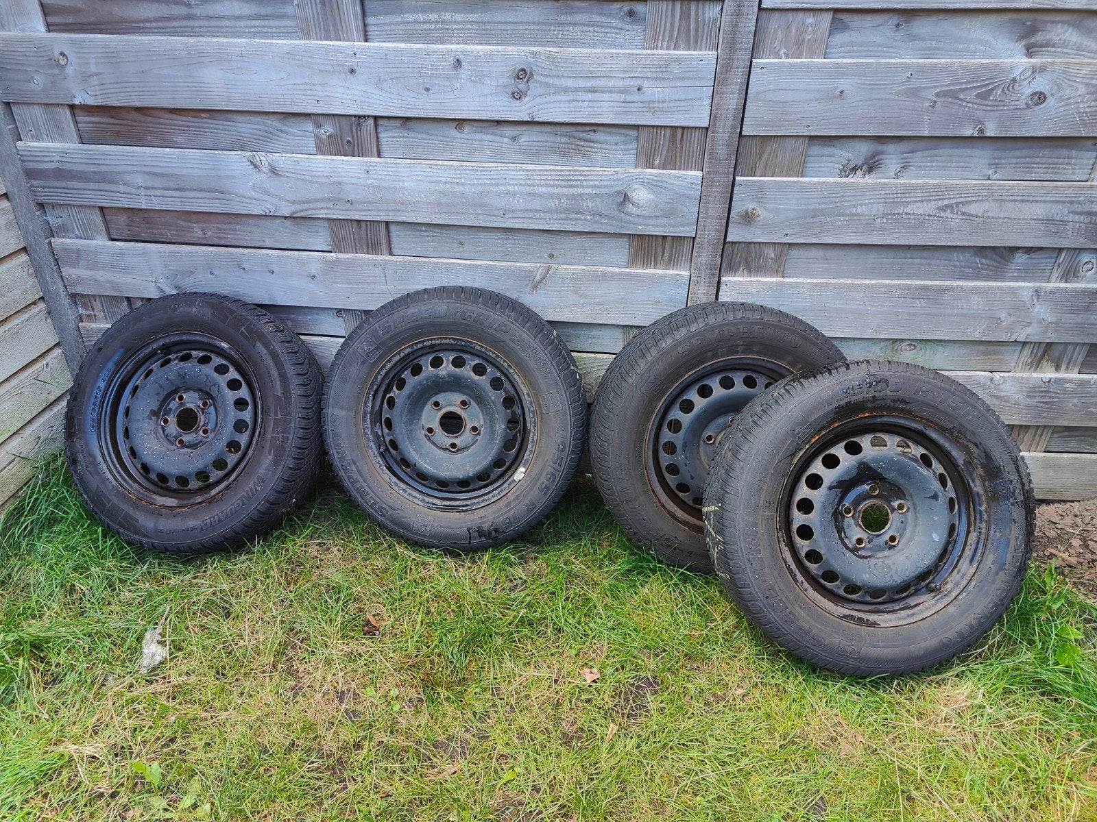 winterbandenset 195/65 R15 (van vw golf variant), Ophalen, Gebruikt