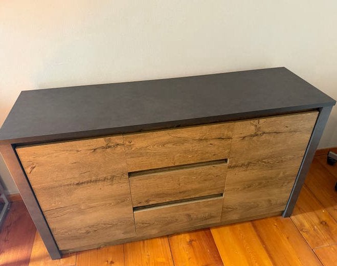 Stijlvol dressoir met lades en deuren, Huis en Inrichting, Ophalen, 100 tot 150 cm, Zo goed als nieuw, Met lade(s)