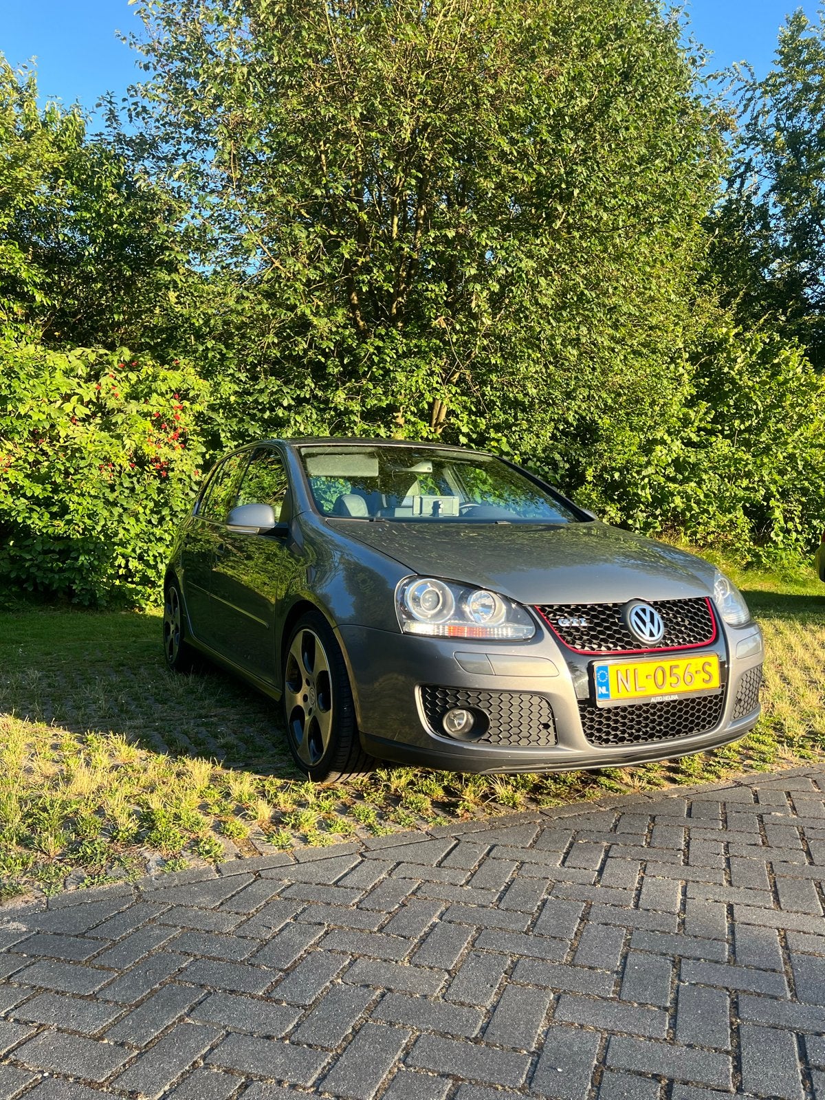Volkswagen Golf 2.0 GTI 200PK/147KW 3D 2006 Grijs, Stoelverwarming, 4 cilinders, Leder, Handgeschakeld