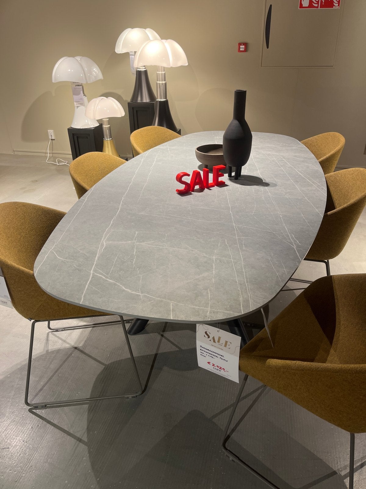 Metaform triple  Eetkamertafel Keramiek, Ophalen, Zo goed als nieuw, Ovaal