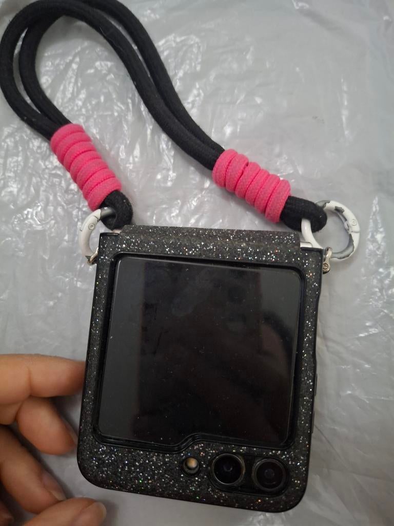 Samsung Z Flip 5, beschadigd scherm, incl. 3 hoesjes en doos, Telecommunicatie, Mobiele telefoons | Samsung, Ophalen, Gebruikt