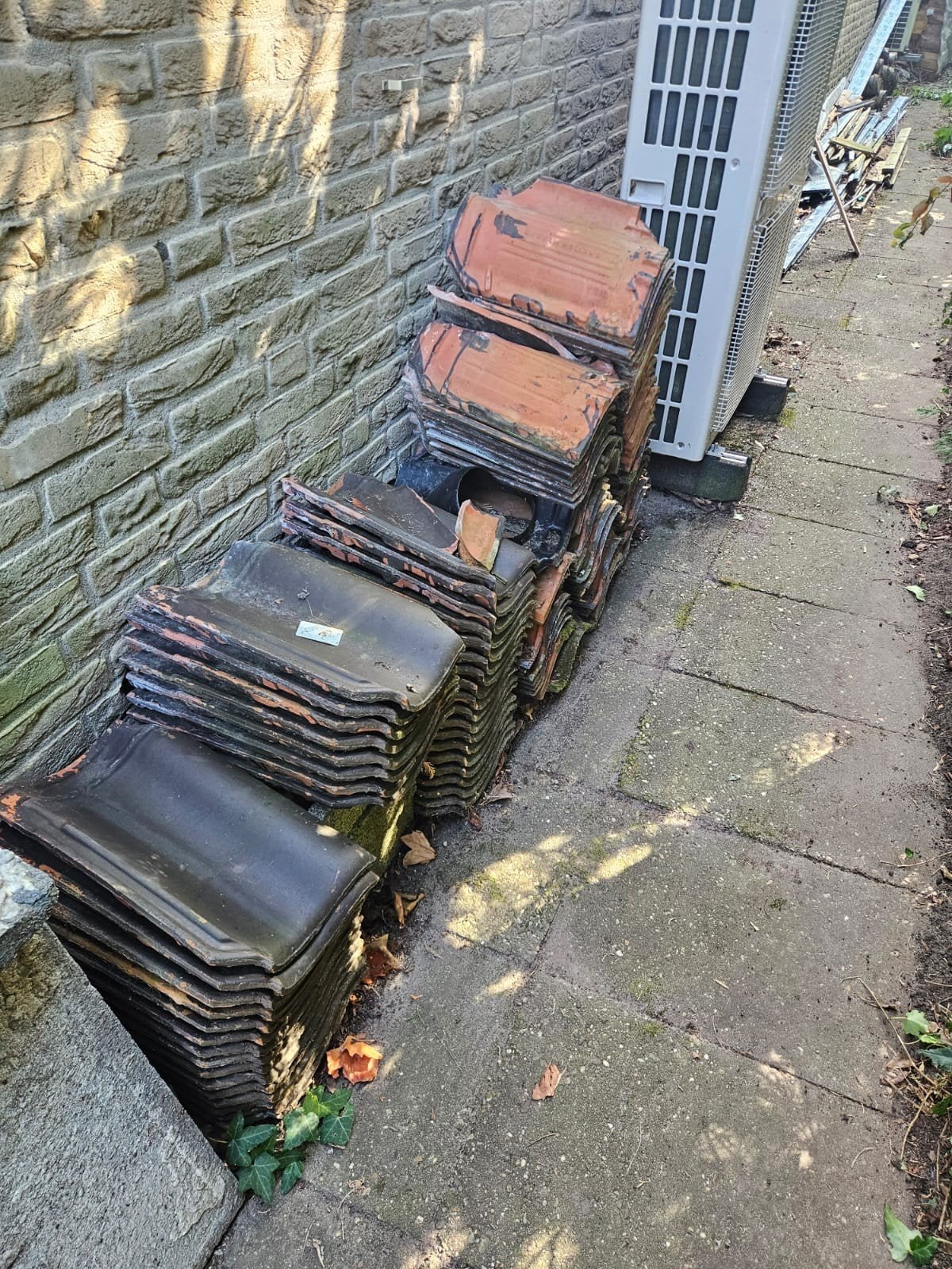 Gratis dakpannen, Ophalen, Gebruikt, Steen of Klei, 15 m² of meer
