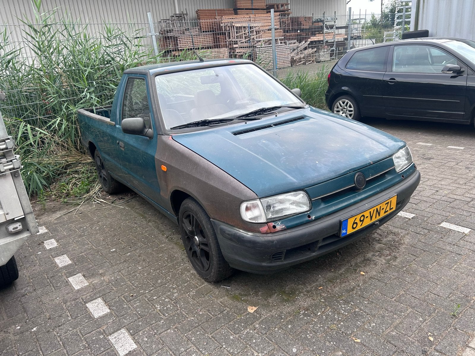 Skoda Felicia pickup 1.9 D (met 1.9 tdi), 64 pk, 750 kg, 4 cilinders, 400 kg
