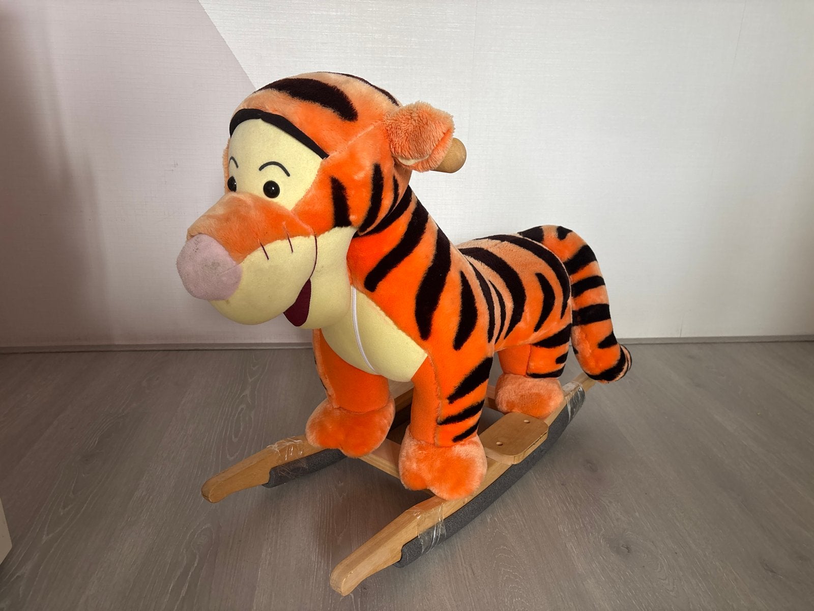 Disney Tijgertje Hobbelpaard - Hout & Pluche, Ophalen, Gebruikt