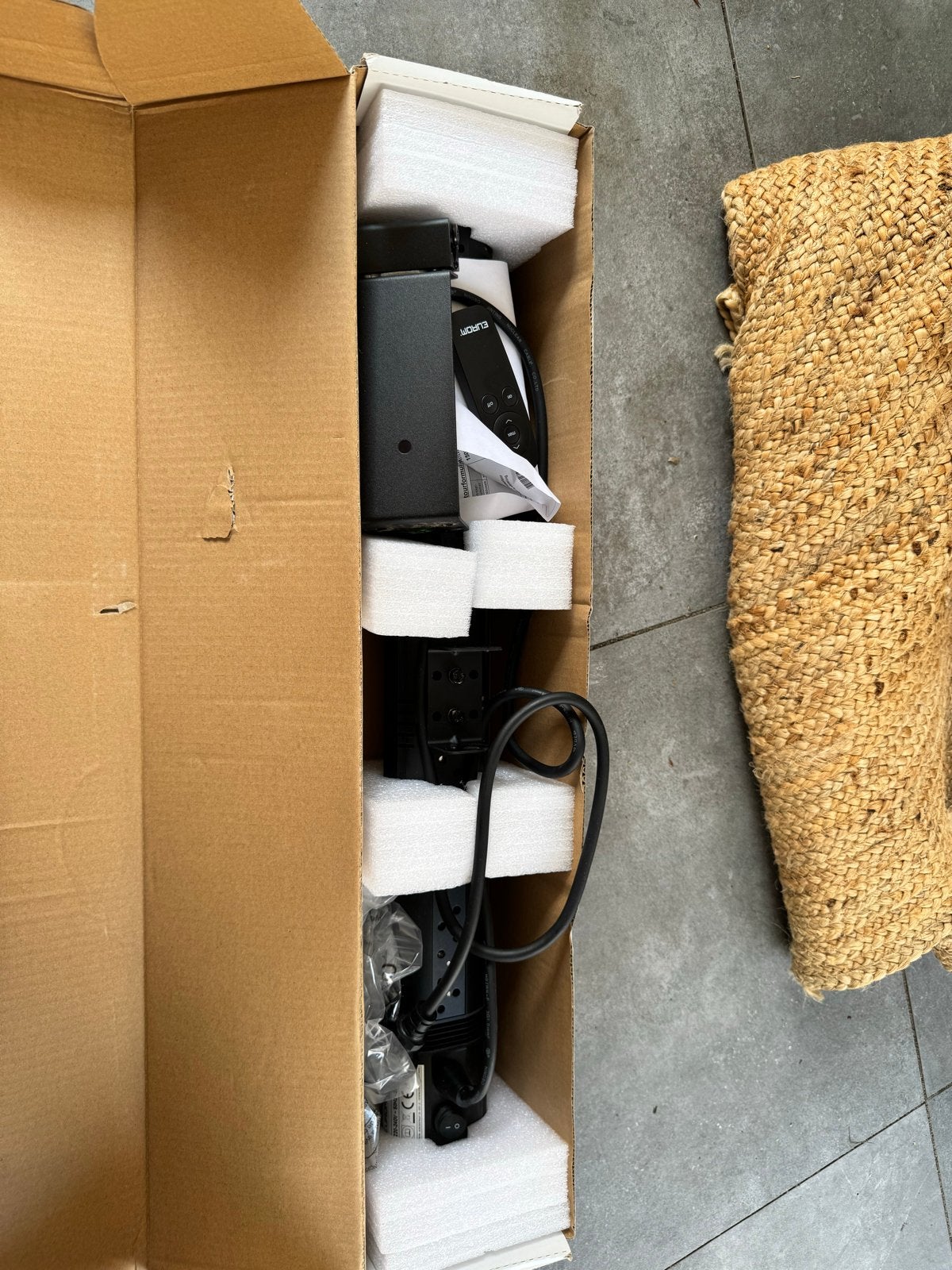 Eurom Golden 2000 Slim Terrasverwarmer - Compact & Krachtig, Elektrisch, Nieuw, Ophalen of Verzenden, Waterbestendig
