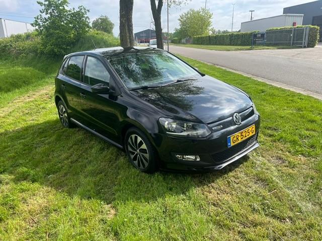 Volkswagen Polo 1.4TDI Business Edition 2015 Zwart, 197000km, Auto's, Voorwielaandrijving, 580 kg, Stof, 74 pk