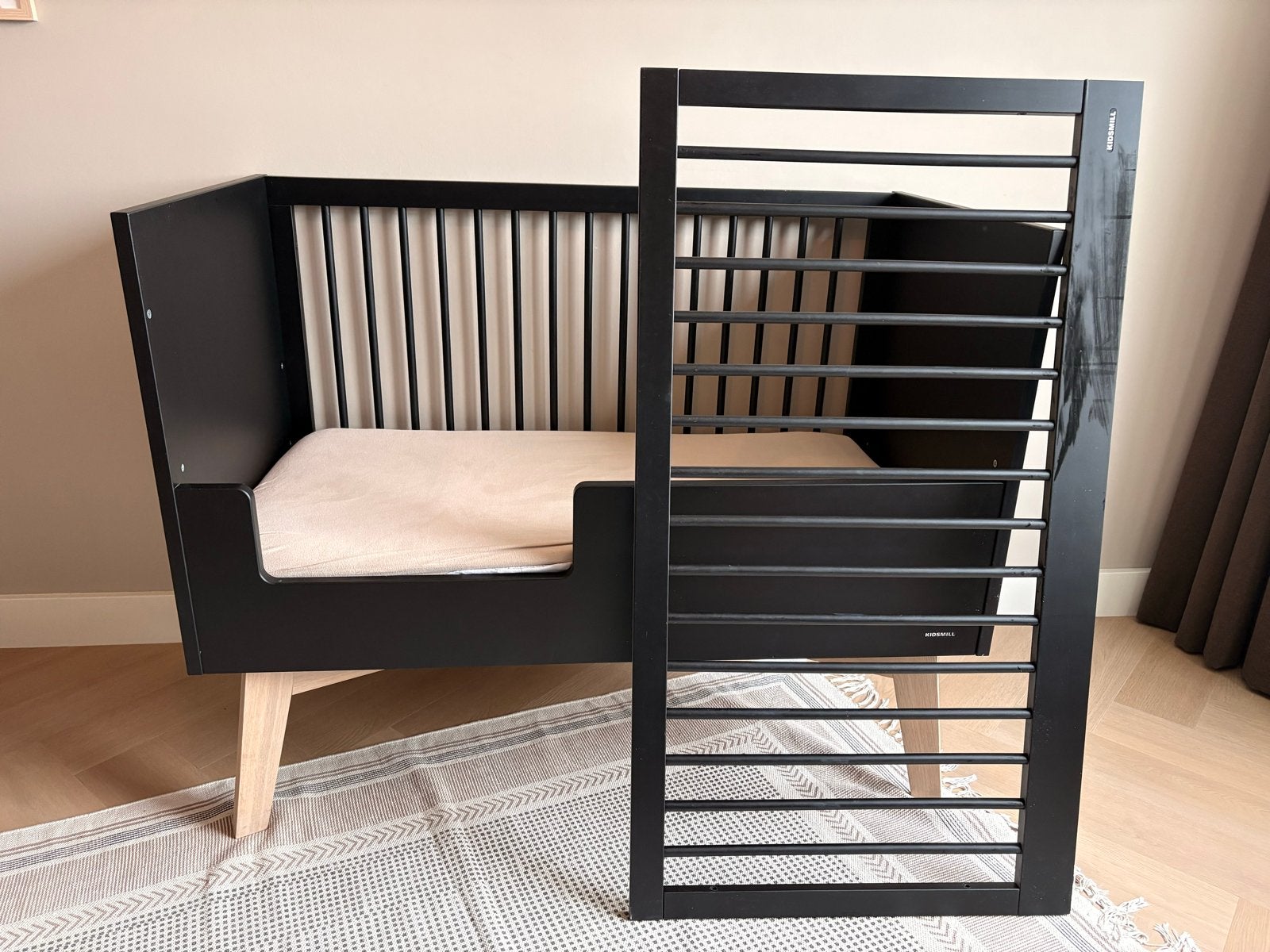 Kidsmill Sixties ledikant zwart, Ophalen, Gebruikt, Ledikant