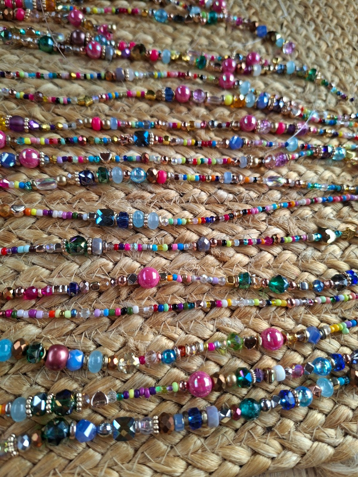 25 string Kralenmix: Swarovski, Glas & Plastic kralen, Hobby en Vrije tijd, Kralen en Sieraden maken, Ophalen of Verzenden, Nieuw