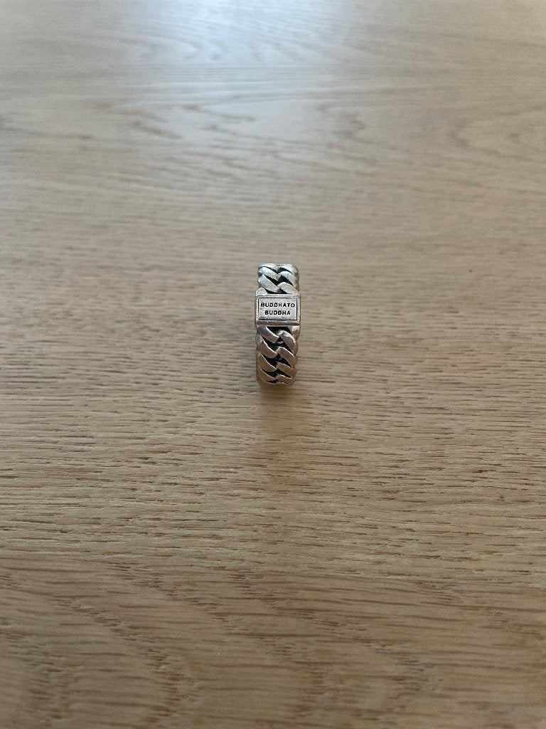 Buddha to buddha ring, Sieraden, Tassen en Uiterlijk, Ringen, Ophalen, 20 of groter, Zo goed als nieuw, Dame of Heer