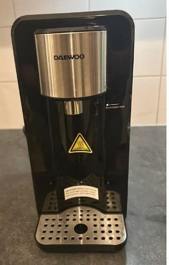 Instant water cooker DAEWOO, Witgoed en Apparatuur, 1 tot 2 liter, Ophalen of Verzenden, Gebruikt