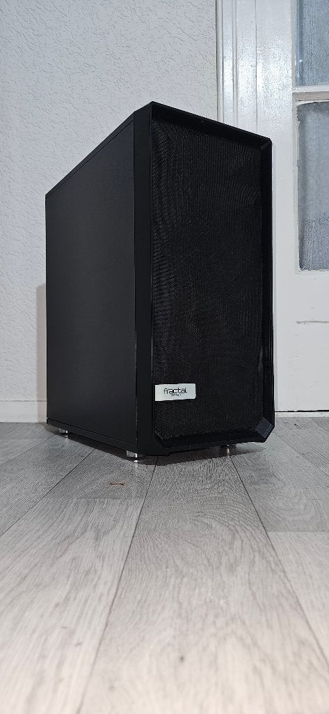 Fractal PC (I3 8100 | 8gb ddr4 | 250gb | 1650 ), Ophalen, Fractal Design (Behuizing), 2 tot 3 Ghz, 8 GB