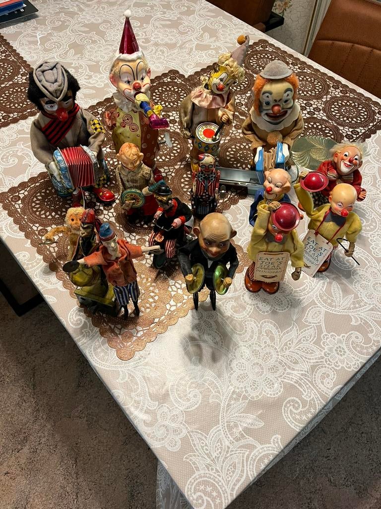 Div clowns, Ophalen of Verzenden