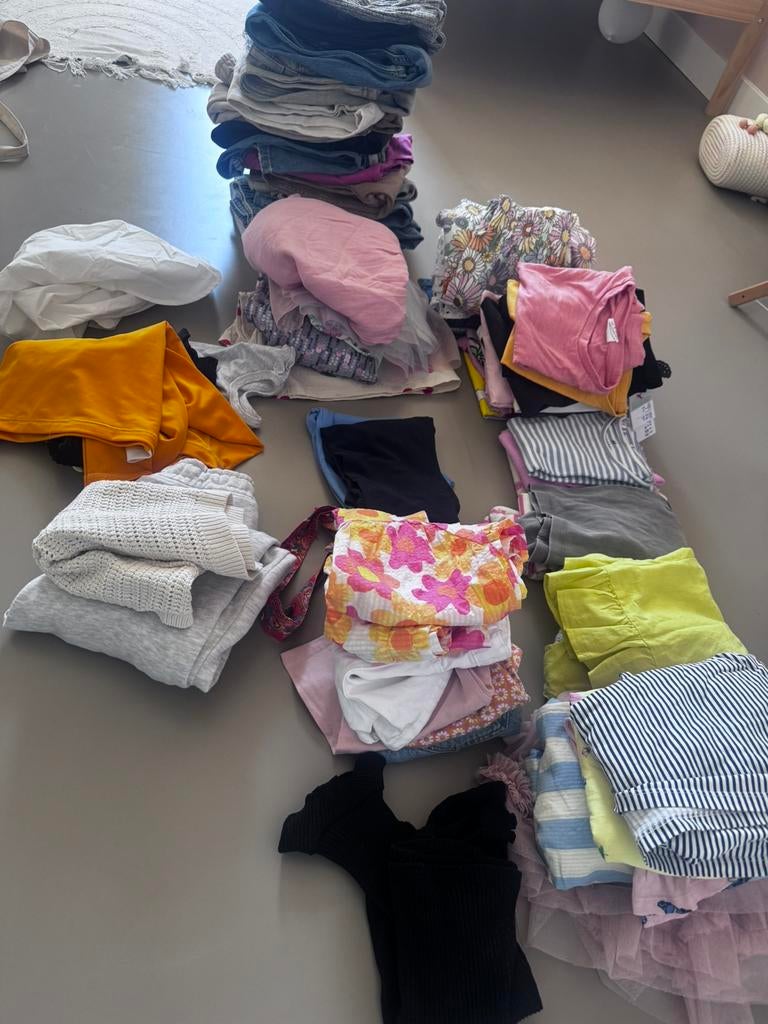 Meisjes pakket 120/131 Zara /hm deel 1, Ophalen of Verzenden, Zo goed als nieuw, Overige maten