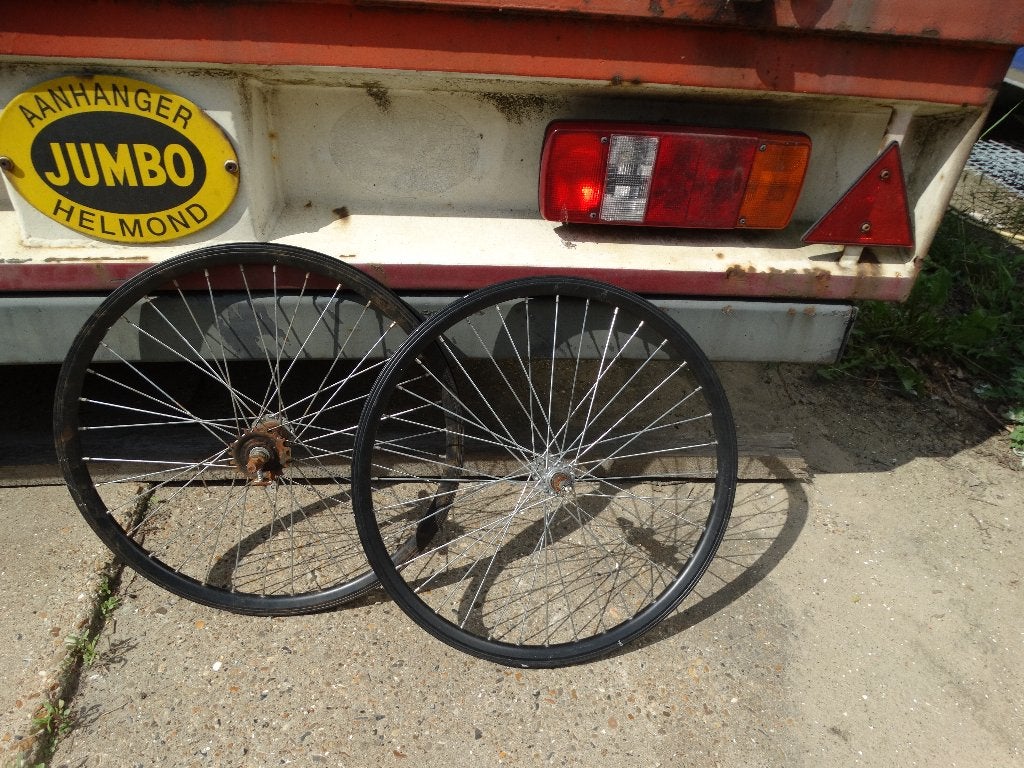 24 inch achterwiel met terugtraprem, Ophalen of Verzenden, Gebruikt