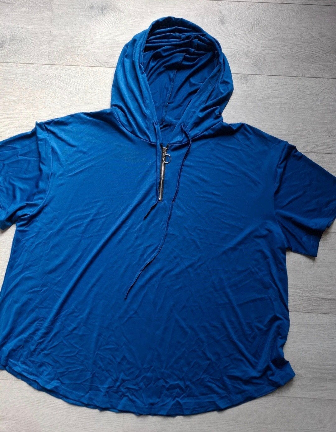 Blauwe Hoodie Shirt Dunne Stof met Rits Maat 5XL, Kleding | Dames, Grote Maten, Ophalen of Verzenden, Nieuw, Blauw, Shirt of Top