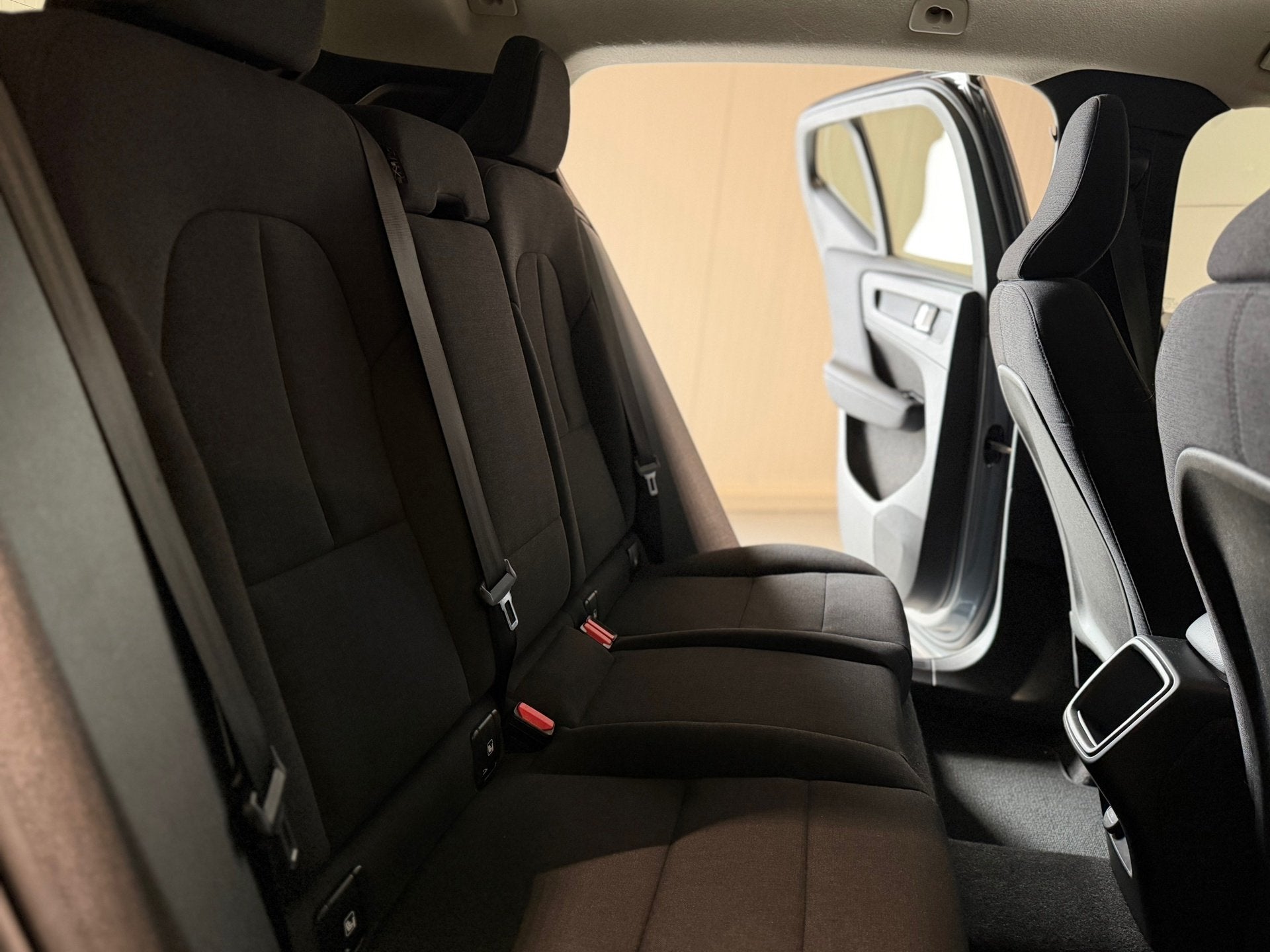 Foto 22 van Volvo XC40 1.5 T3 Business Pro - Automaat - LED - Dealer Ond