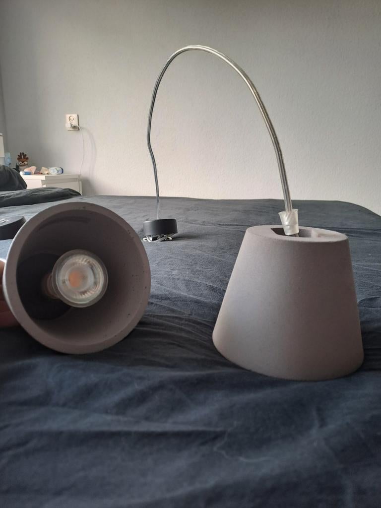 Betonnen hanglampen - Set van 2, Huis en Inrichting, Ophalen, Overige materialen, Modern, Industrieel, Zo goed als nieuw