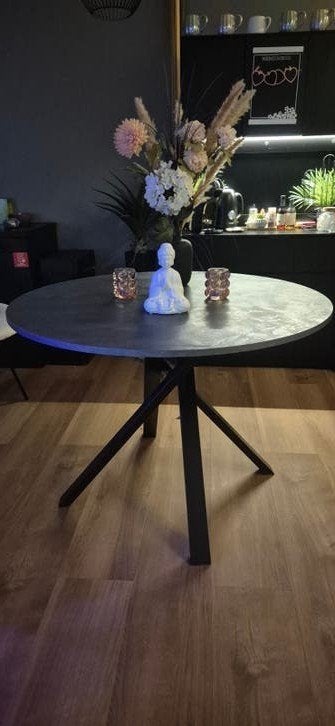 Ronde eetkamertafel, Huis en Inrichting, Tafels | Eettafels, Ophalen, Gebruikt, Overige materialen, Rond