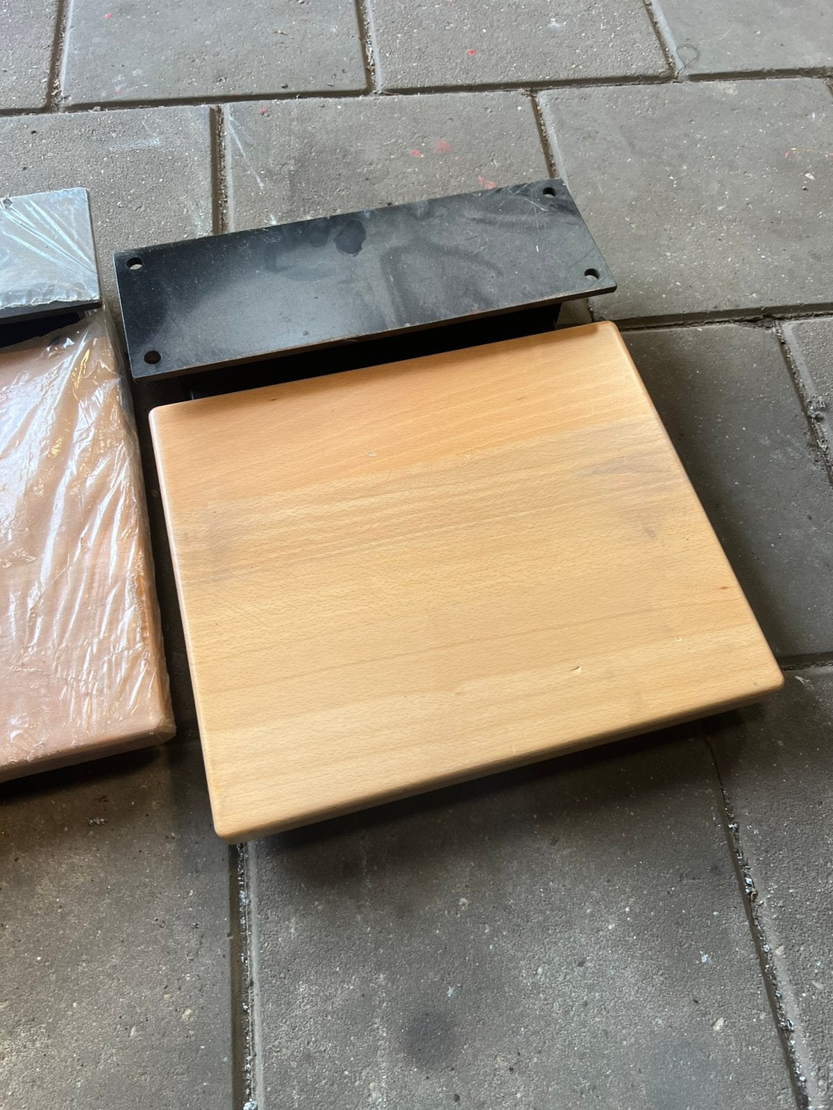 Aestic model K4 klapzitting (40 cm breed) nieuw opklapbaar, Ophalen, Nieuw, IJzer