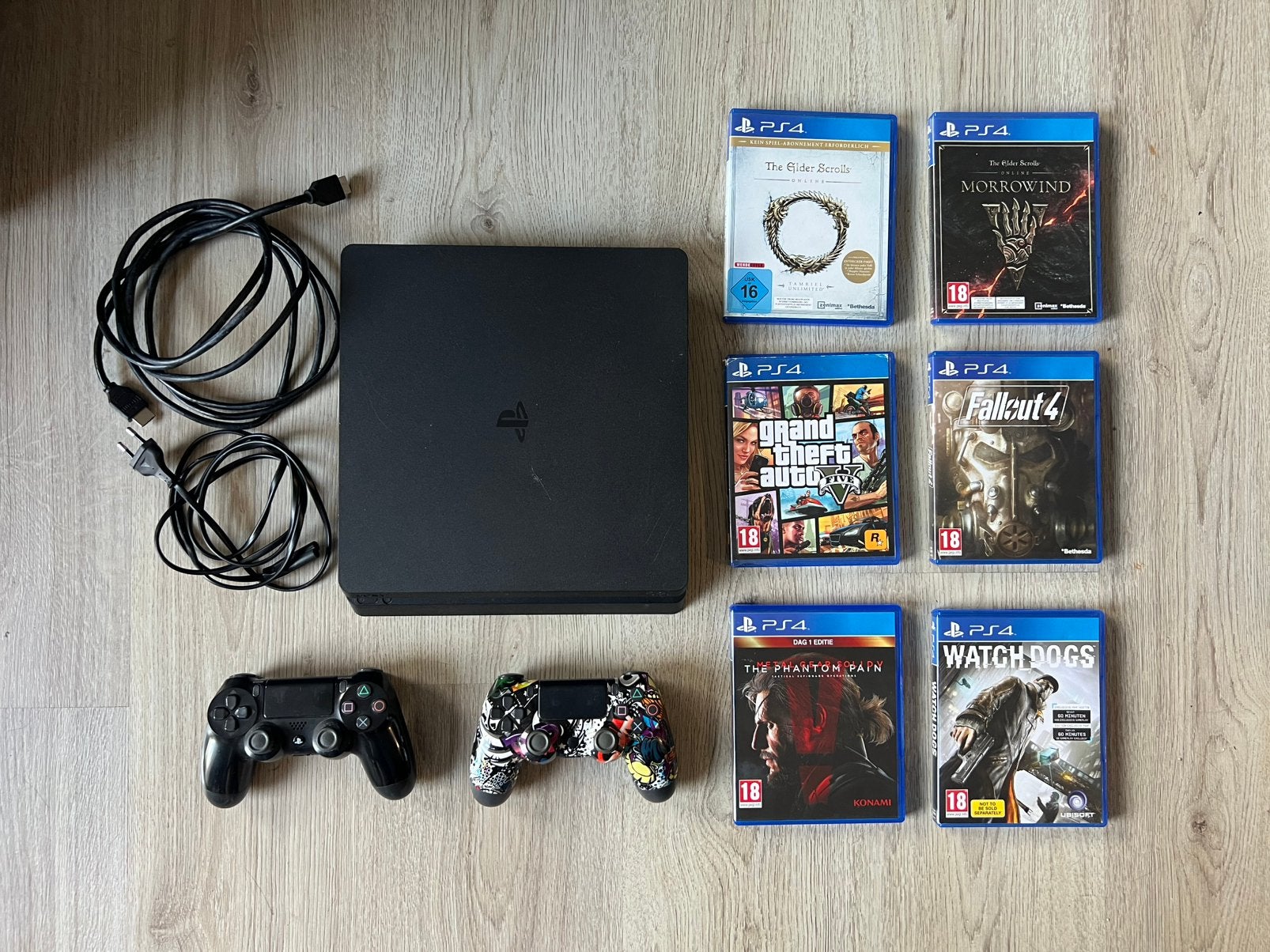 PlayStation 4 - 2TB + 2 controllers + 6 spellen, Spelcomputers en Games, Met 2 controllers, Ophalen of Verzenden, Zo goed als nieuw